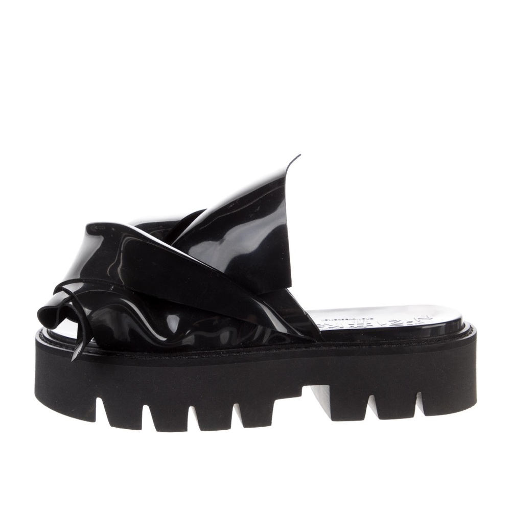 No. 21 x Kartell platform sandals